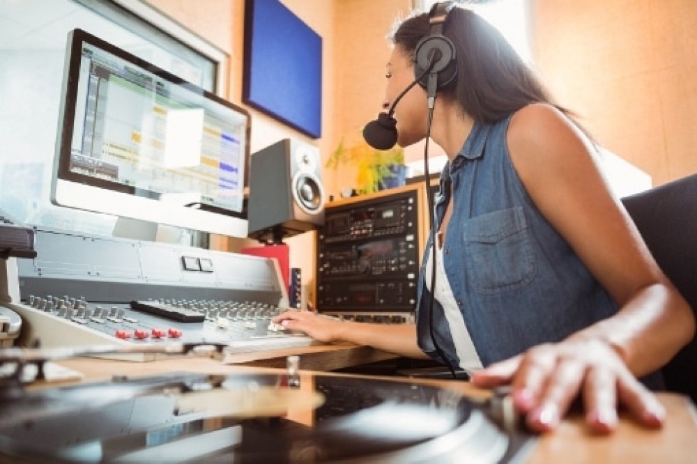 O Rádio Hoje: Com volumes expressivos, dados de alcance comprovam a força do rádio no Brasil